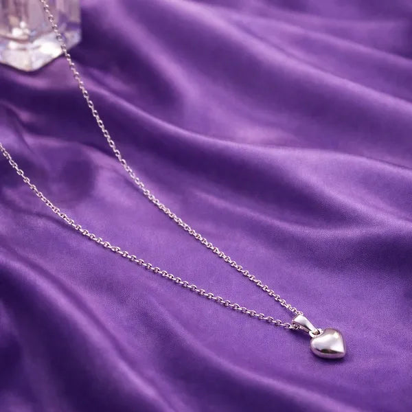 Silver Heart Shape Pendant Necklace Minimal Plain Design Chain For Women